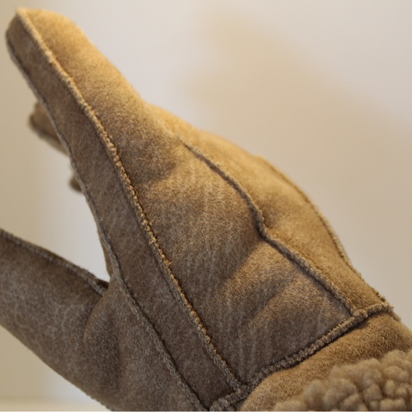 Leather gloves - Picture 4 of 7